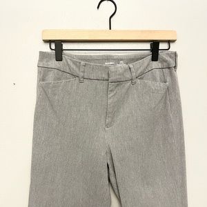 Old Navy Women’s High-Waisted Pixie Ankle Pants with Secret Slim Pockets- Size 8